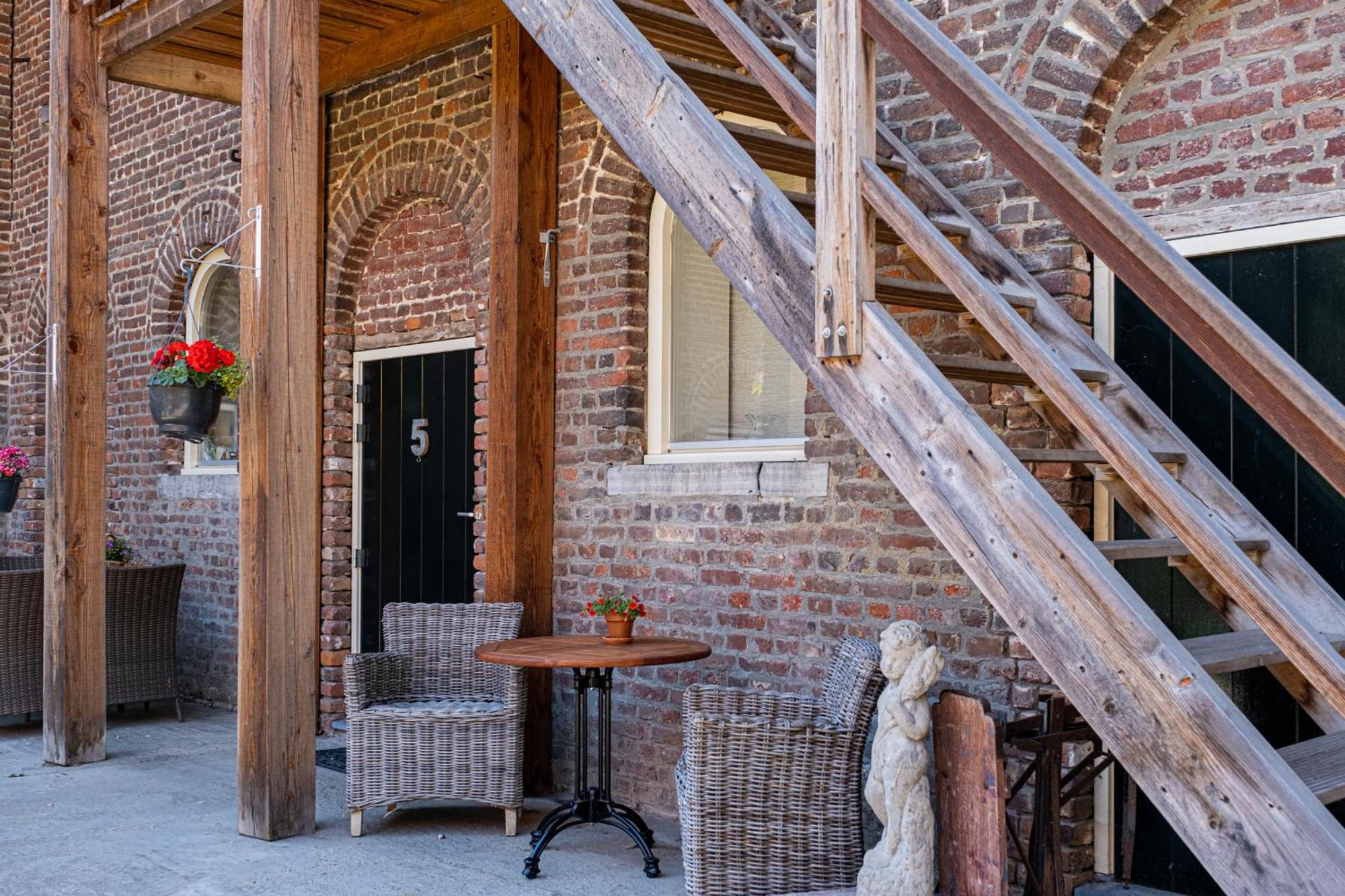 Hoeve De Binnenplaets Schimmert Exterior photo